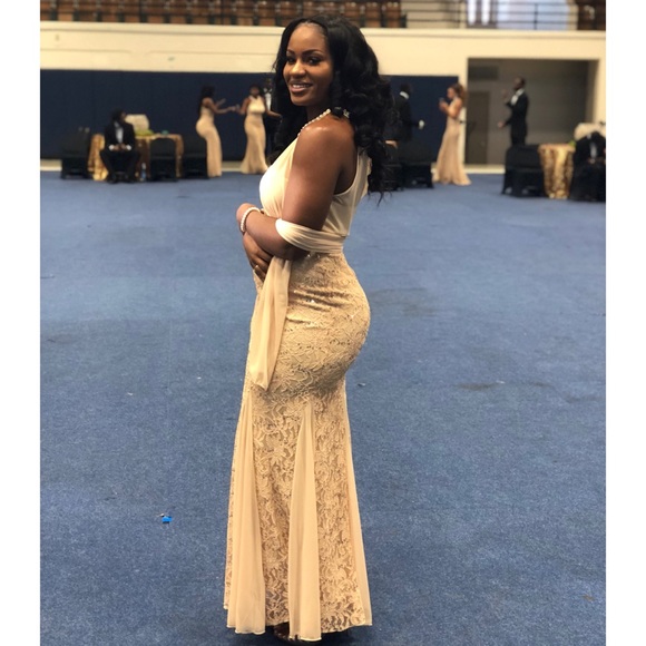 Dresses & Skirts - Dress